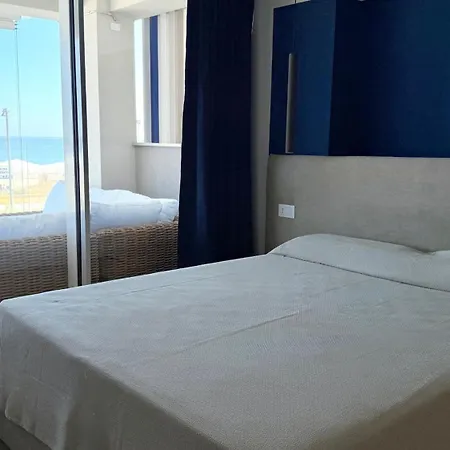 דירה Se125 - Senigallia, Esclusivo Trilocale Fronte Mare Con Piscina *