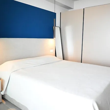 Se125 - Senigallia, Esclusivo Trilocale Fronte Mare Con Piscina Lejlighed